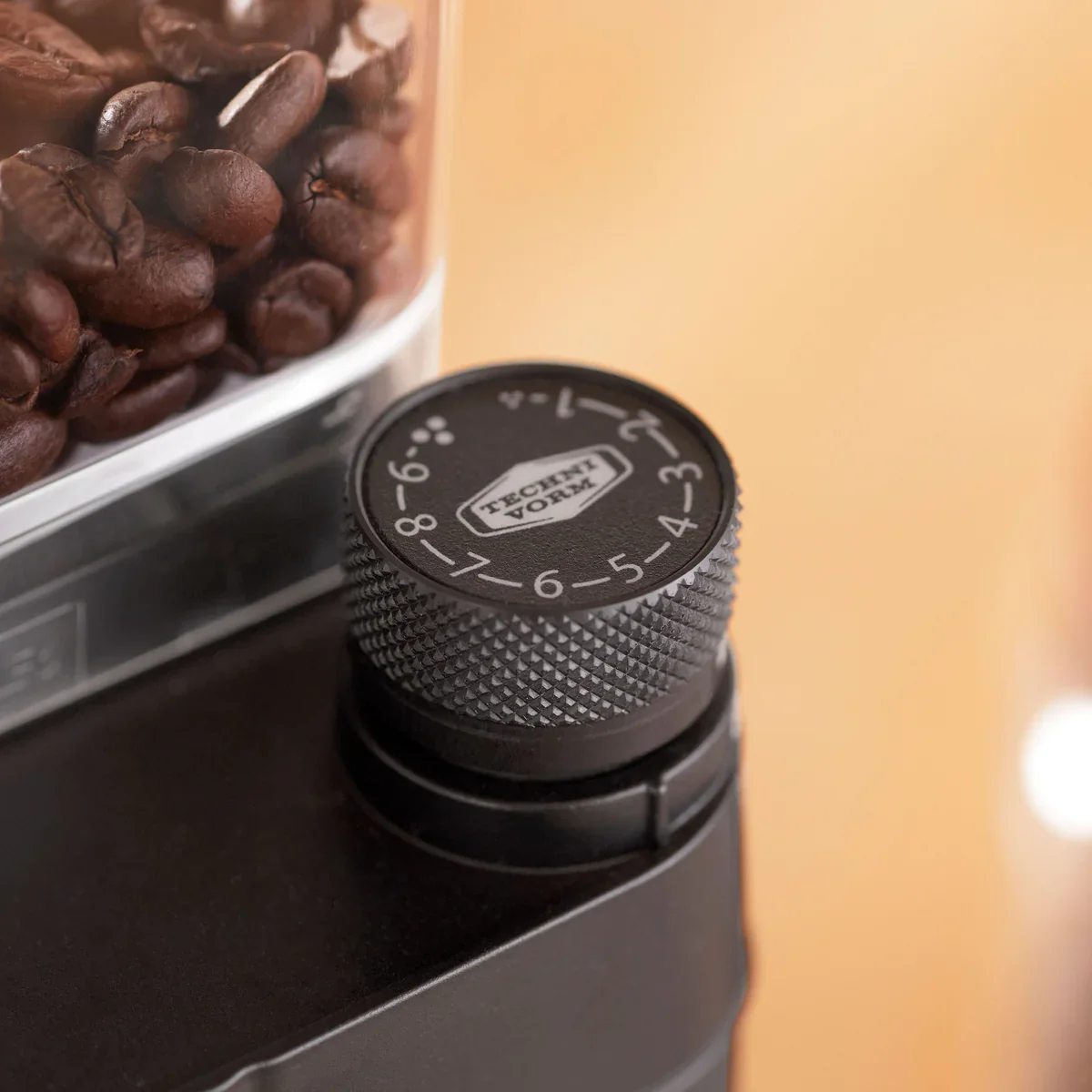 Moccamaster KM5 Burr Coffee Grinder - Image 3